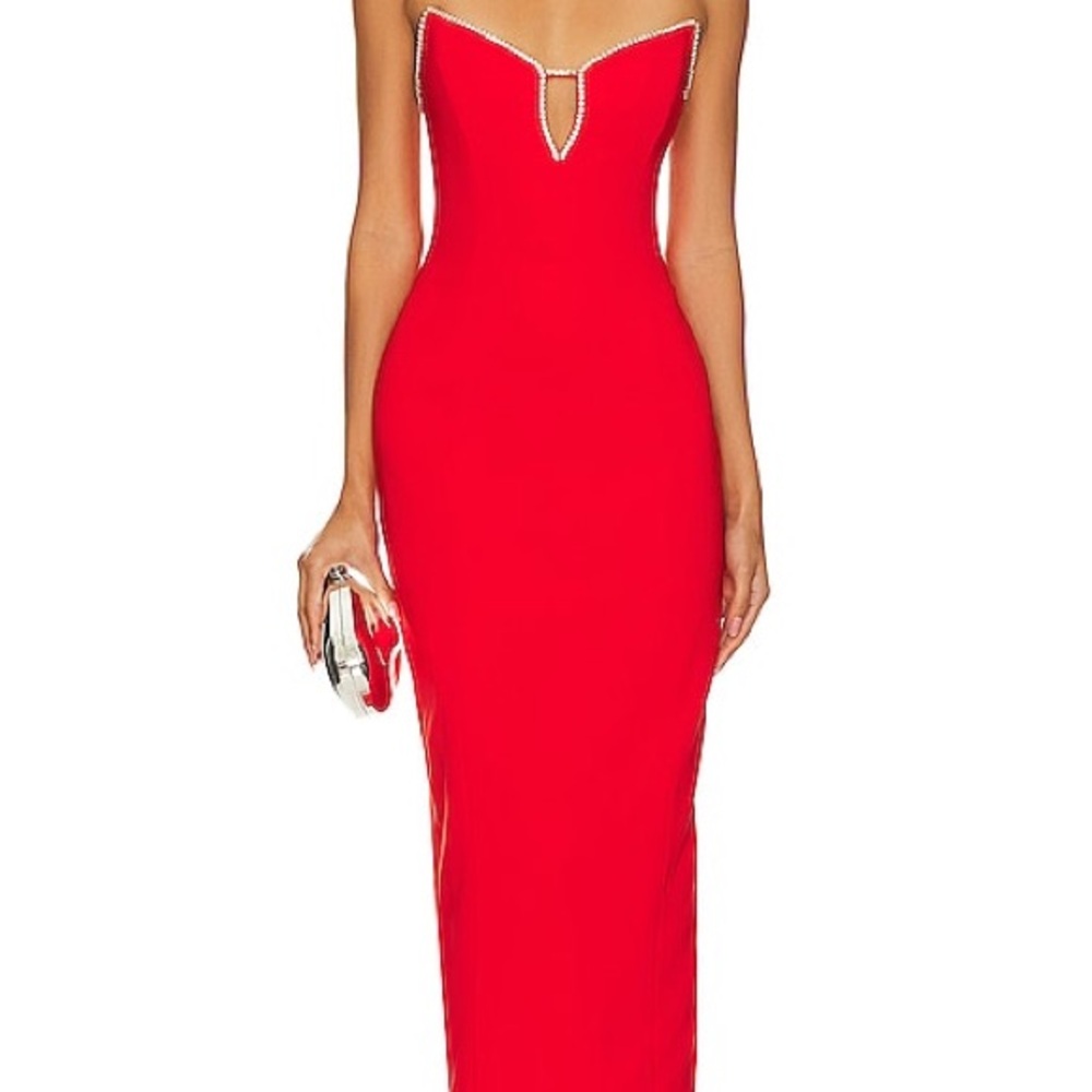 Elegant Red Strapless Dress
